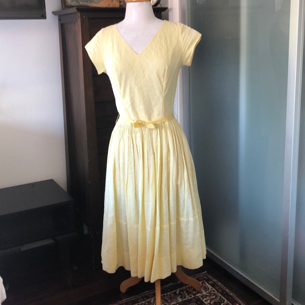 Vintage 1950’s lemon yellow dress